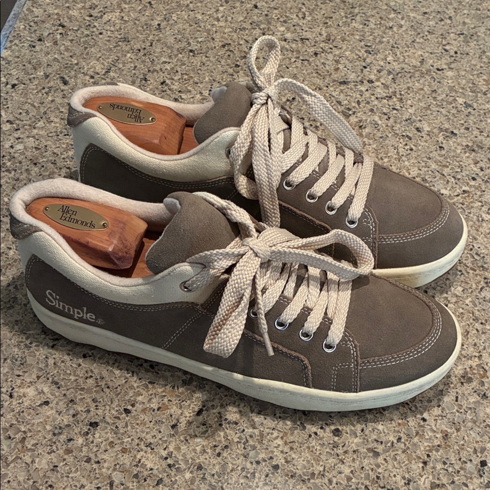 Simple OS Men's 10 M Women’s 12 Taupe Suede Sneakers
